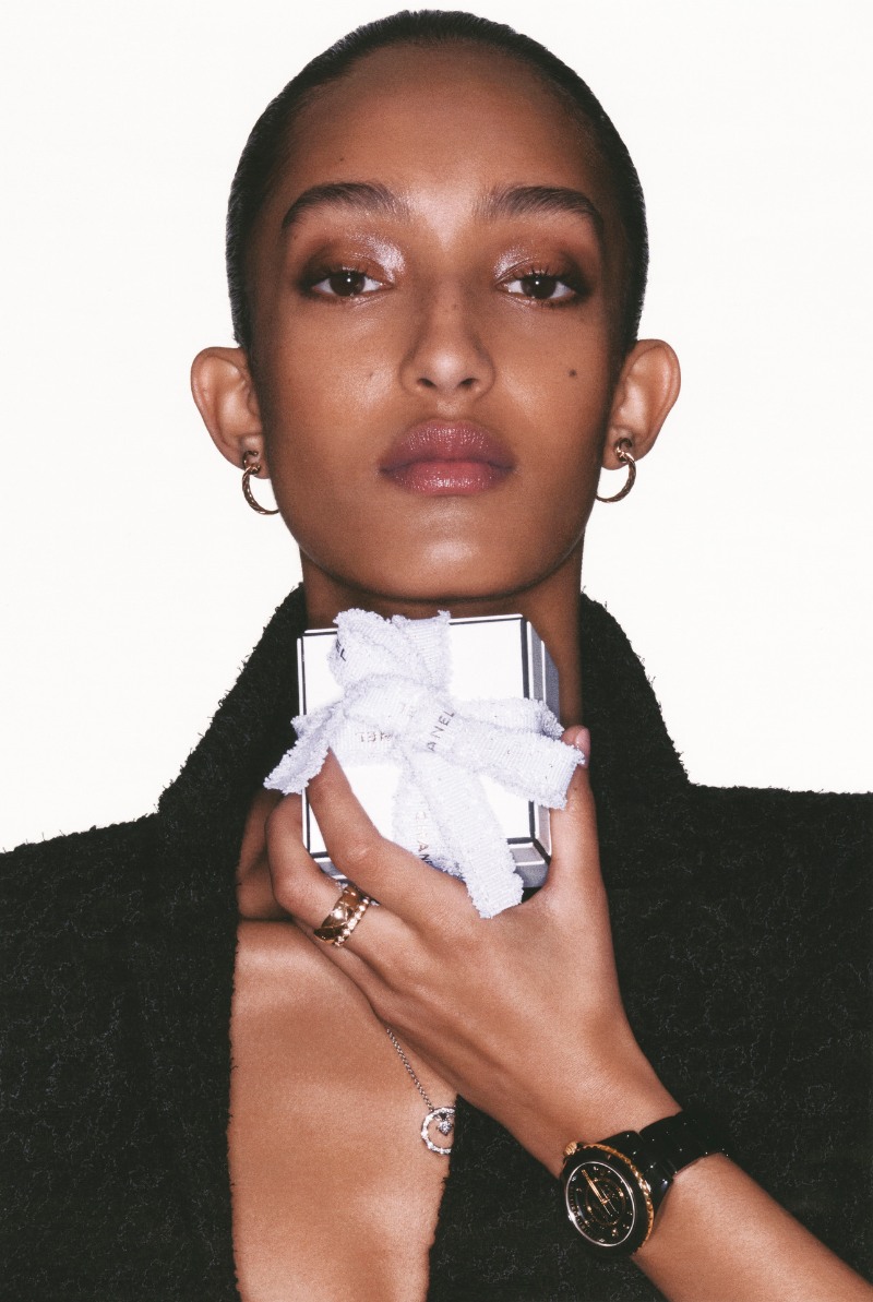 relojes joyería chanel campaña end of the year chanel