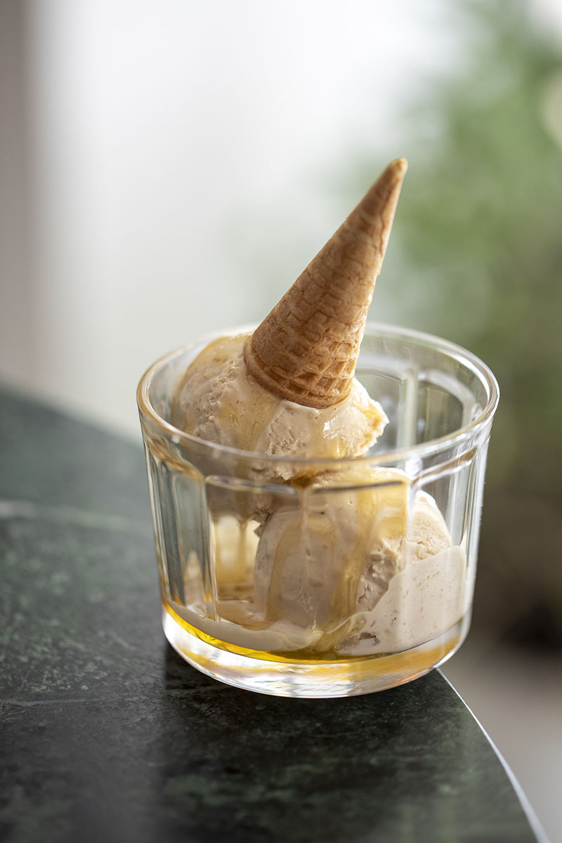 El restaurante libanés Onoé cumple años y renueva su carta