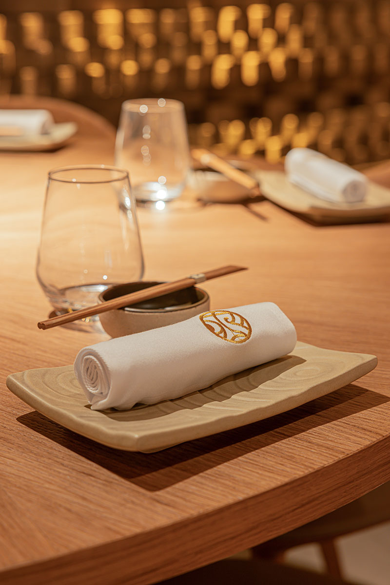 Mesa de Restaurante Osaka Nikkei Madrid