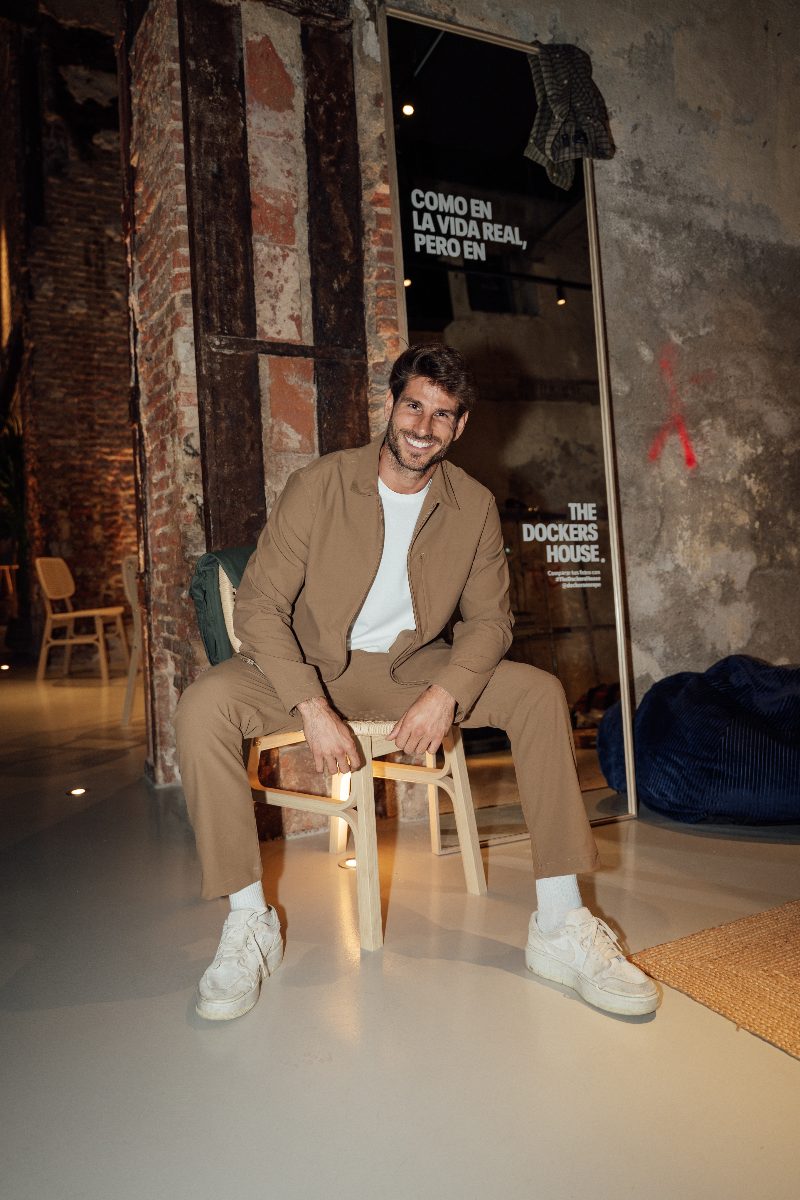 ropa cómoda sin estilo deportivo dockers house