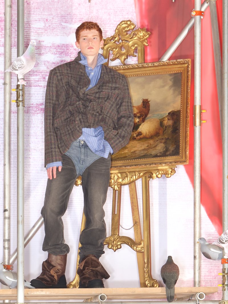 ropa h&m diseñador marca glenn martens