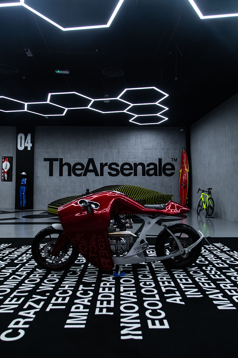TheArsenale en Dubai: una moto con forma futurista