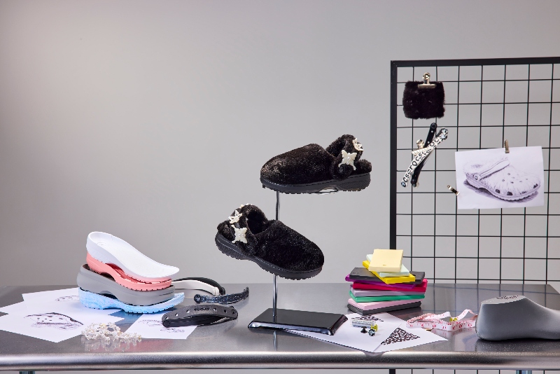 zapatos zuecos pelo tendencias crocs