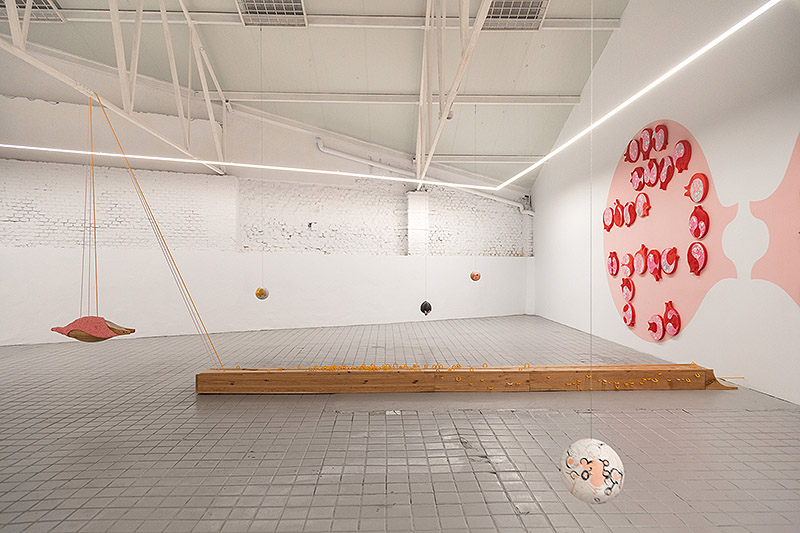 Bianca Barandun - vista de la exposición "Hollow Bones"