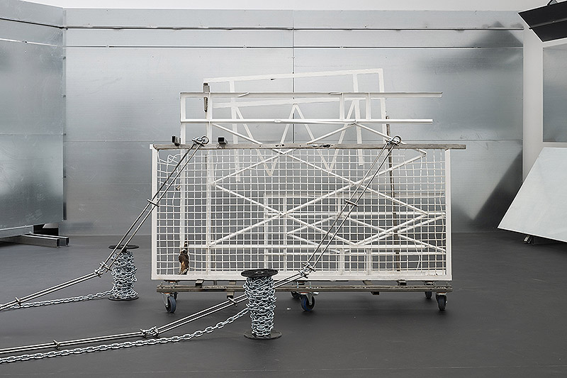 Lucía C. Pino - vista de instalación artística en el CA2M