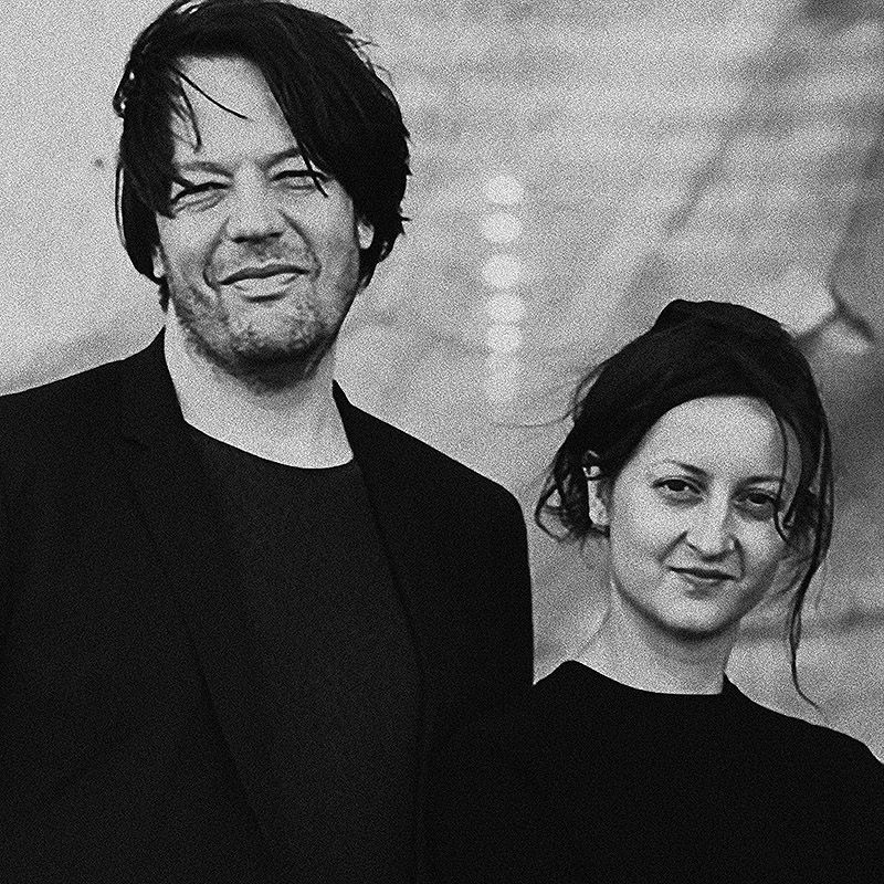 Metahaven - retrato en blanco y negro del colectivo