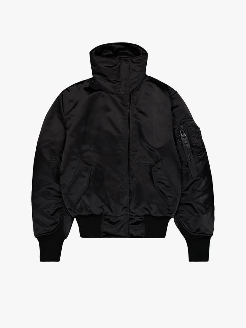 Alpha Industries X Peggy Gou: estilo miltar para la rave