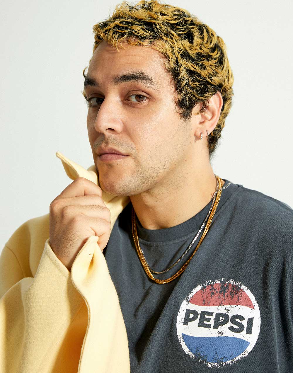 barry b cantante colaboracion pepsi x gods