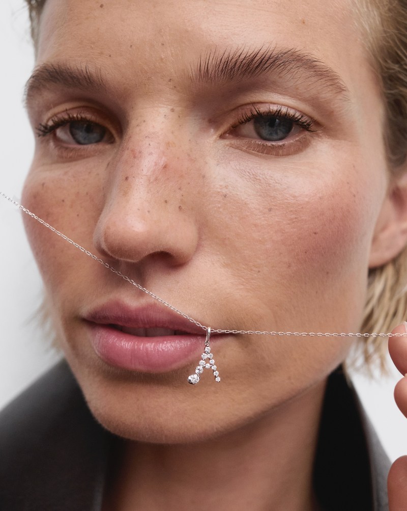 Regala un abecedario de diamantes diseñado por PdPaola