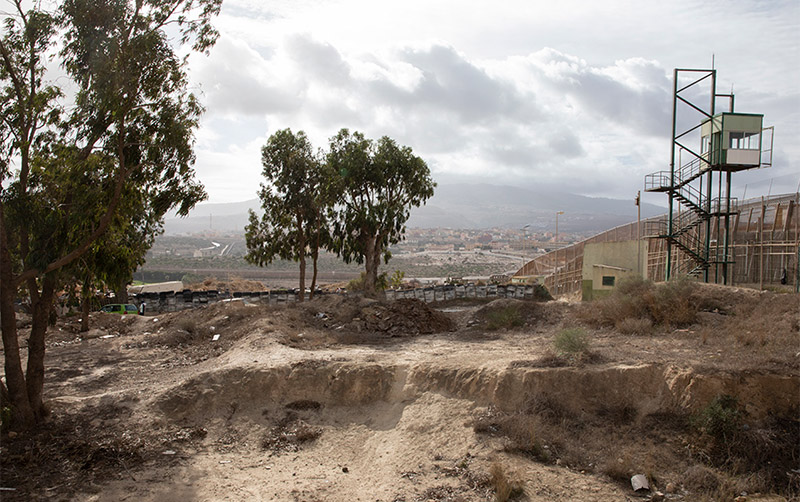 Vista de la exposición "Desplazamientos" foto de paisaje mediterraneo