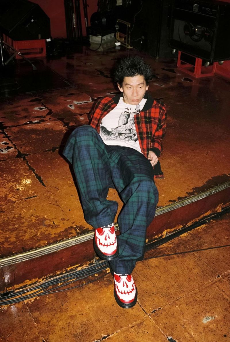 Dr. Martens X Supreme nueva colaboración fw25 zapatos 1461