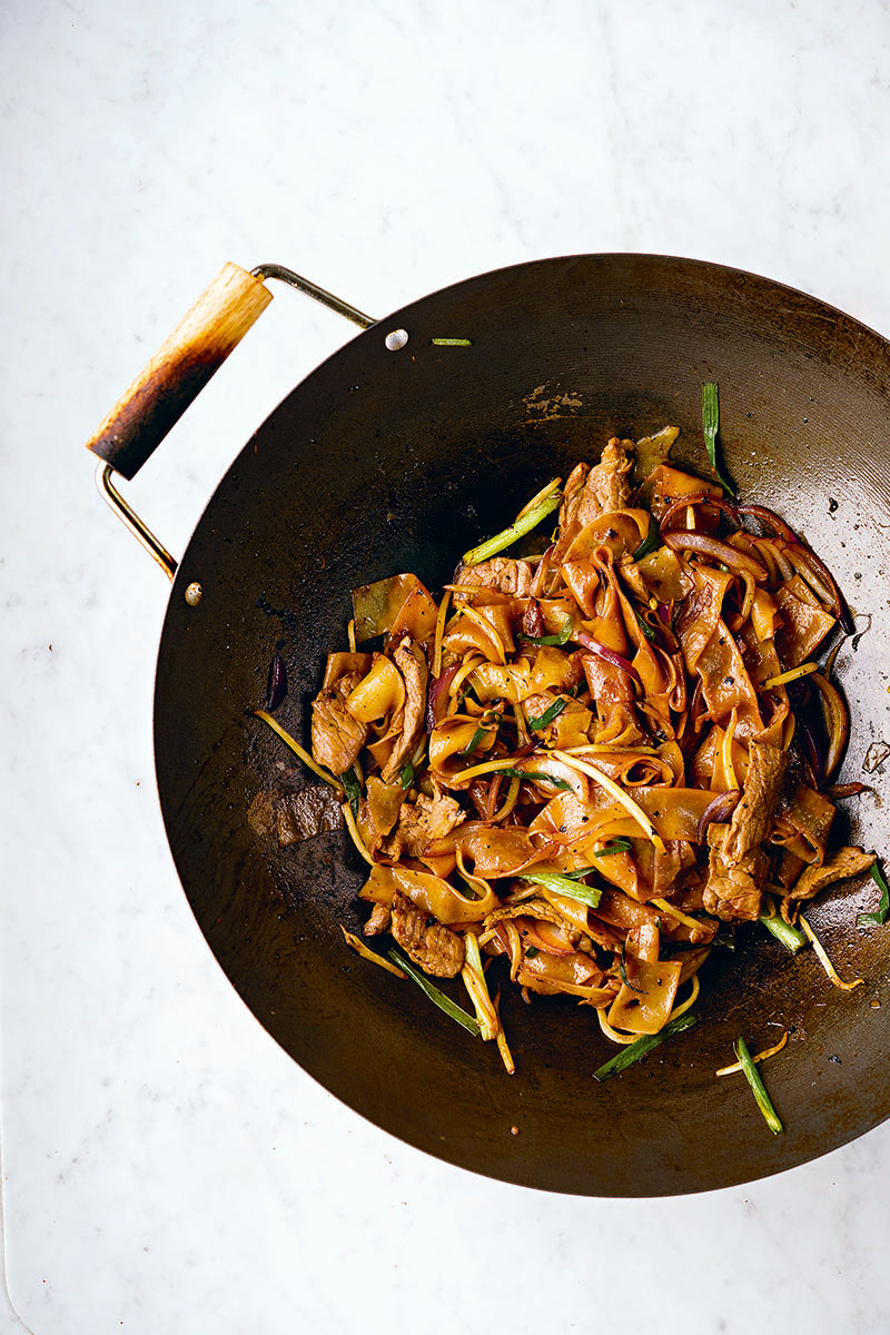 Libro de gastronomía china, rectas e historia wok de fideos gigantes