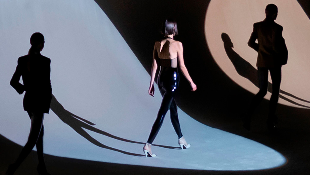 exposicion moda catwalk art fashion show