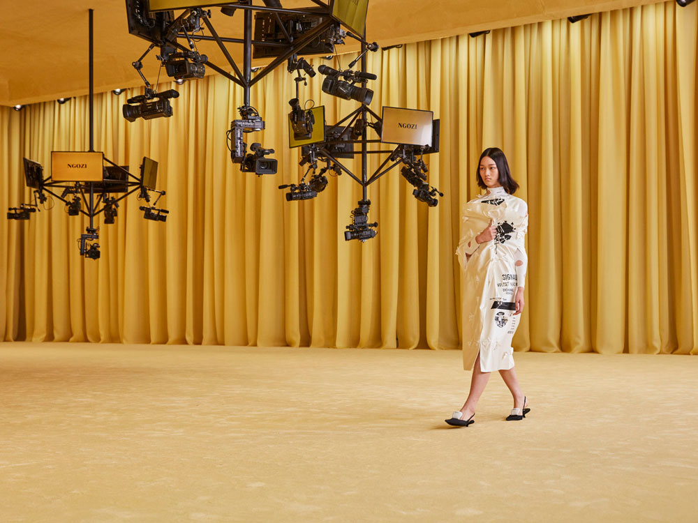 exposicion moda catwalk art fashion show