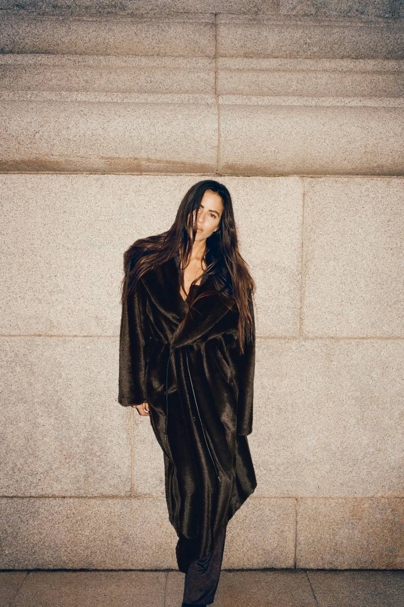 looks fiesta invierno colección pull&bear nina urgell