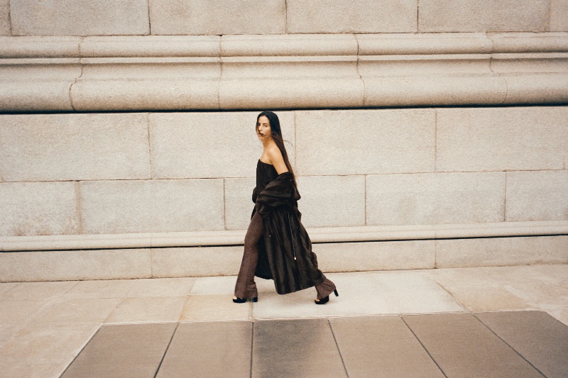 Pull&Bear se vuelve boho rock por la noche con Nina Urgell