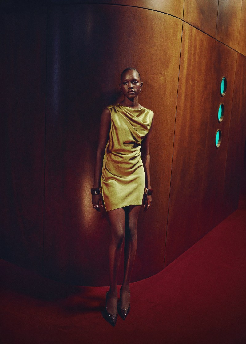 Los looks de Mango que enseñan las tendencias de 2025