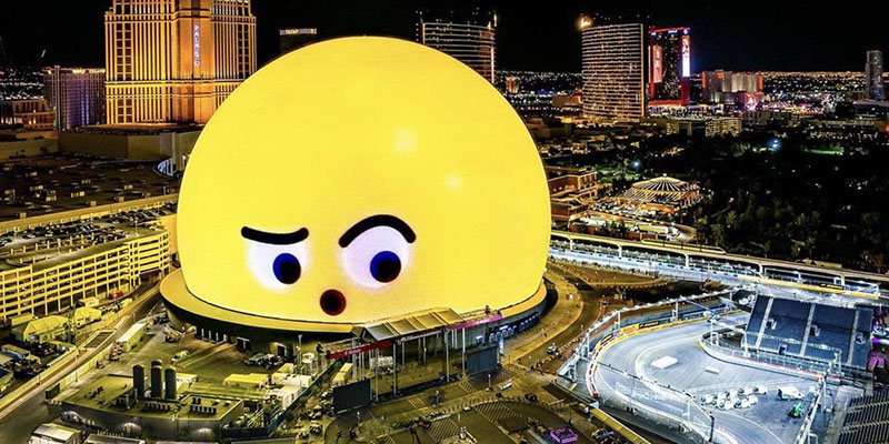 Mega. Las 7 maravillas del mundo digital muestra la esfera The Sphere de Las Vegas convertida en pantalla LED gigante