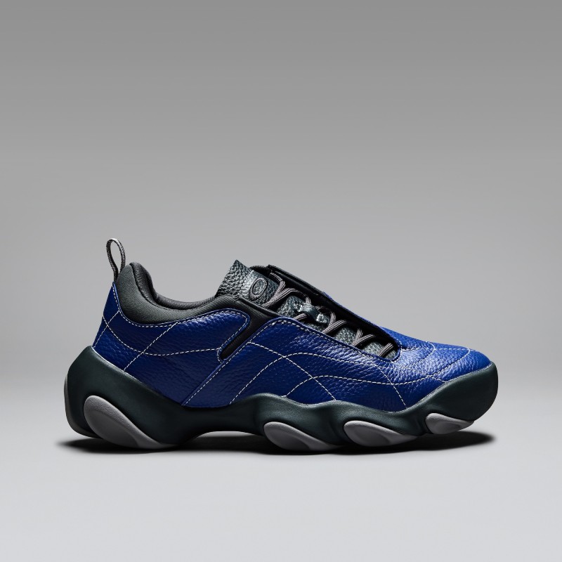 Mejores zapatillas de marcas diferentes moda urbana invierno 2025