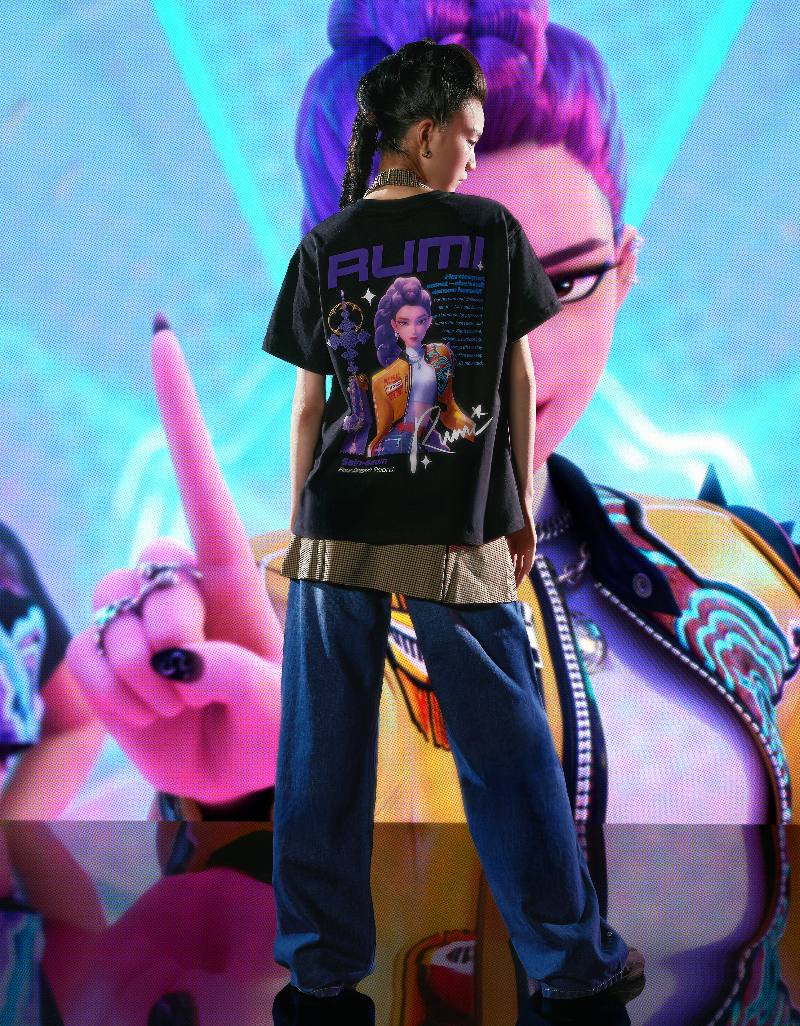 moda estilo kpop colección bershka película netflix