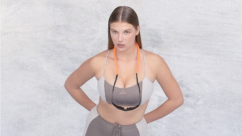 Ropa deportiva de lujo para chica