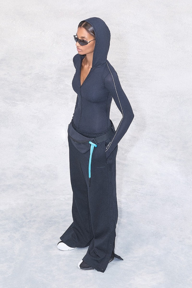 NikeSkims colaboración Nike X Skims ropa deportiva para mujer