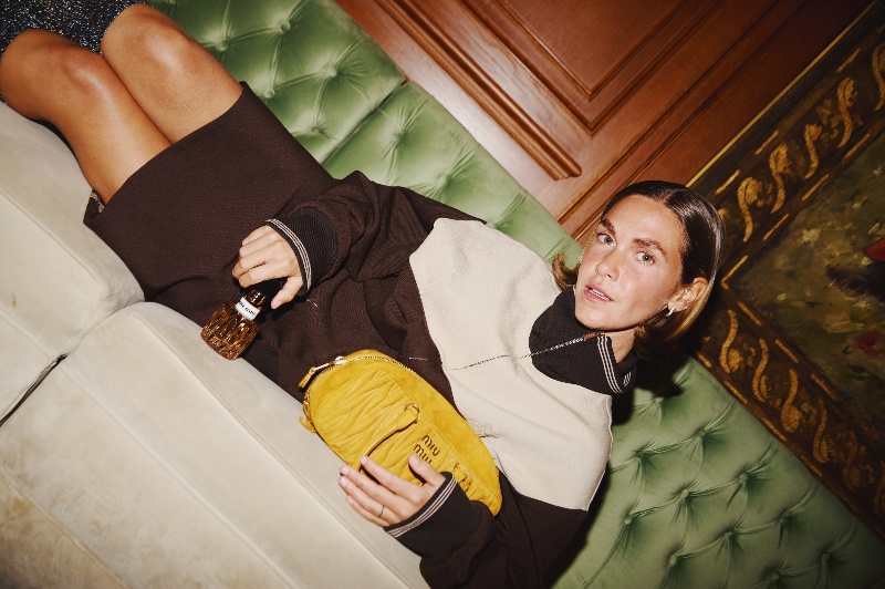 perfumes fiesta navidad evento madrid miu miu