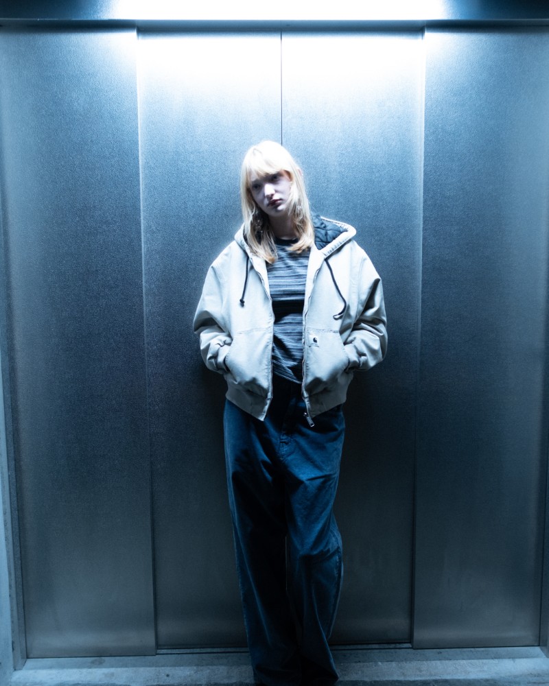 Carhartt WIP permite que la mujer supere el look trekking