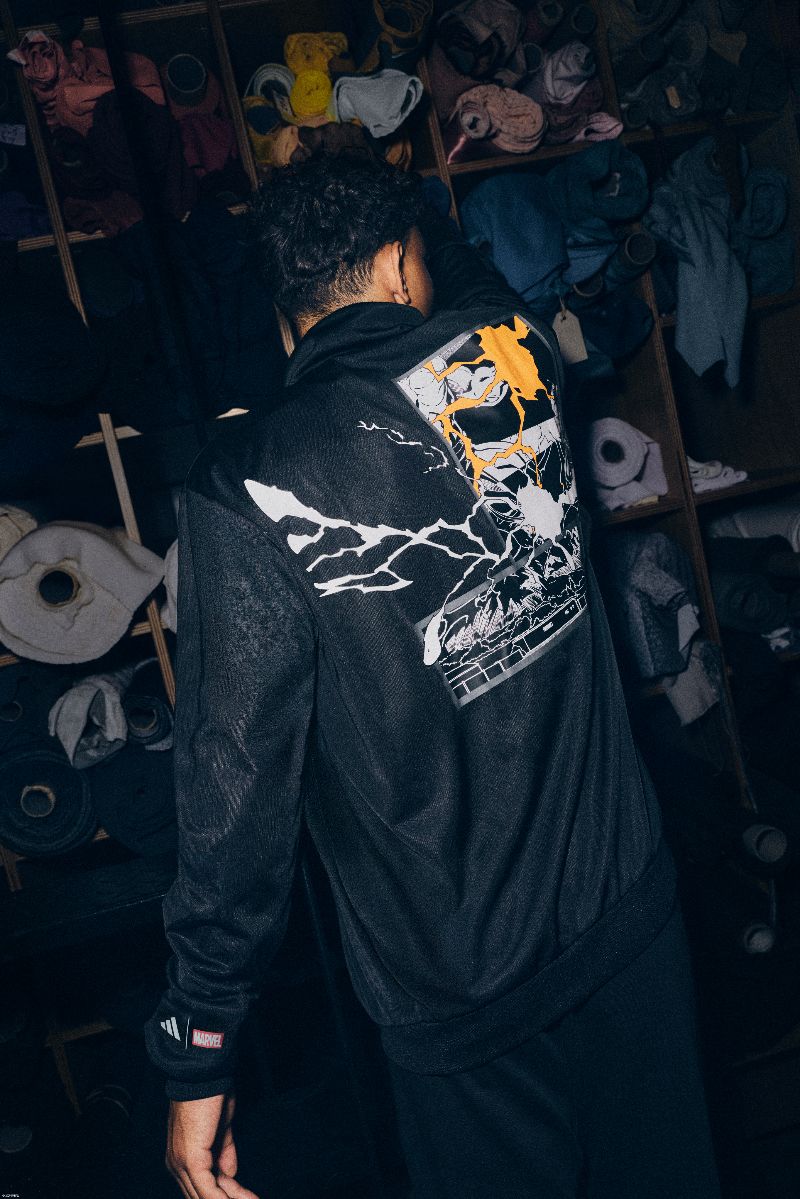 ropa dibujos cómic adidas real madrid marvel all blacks