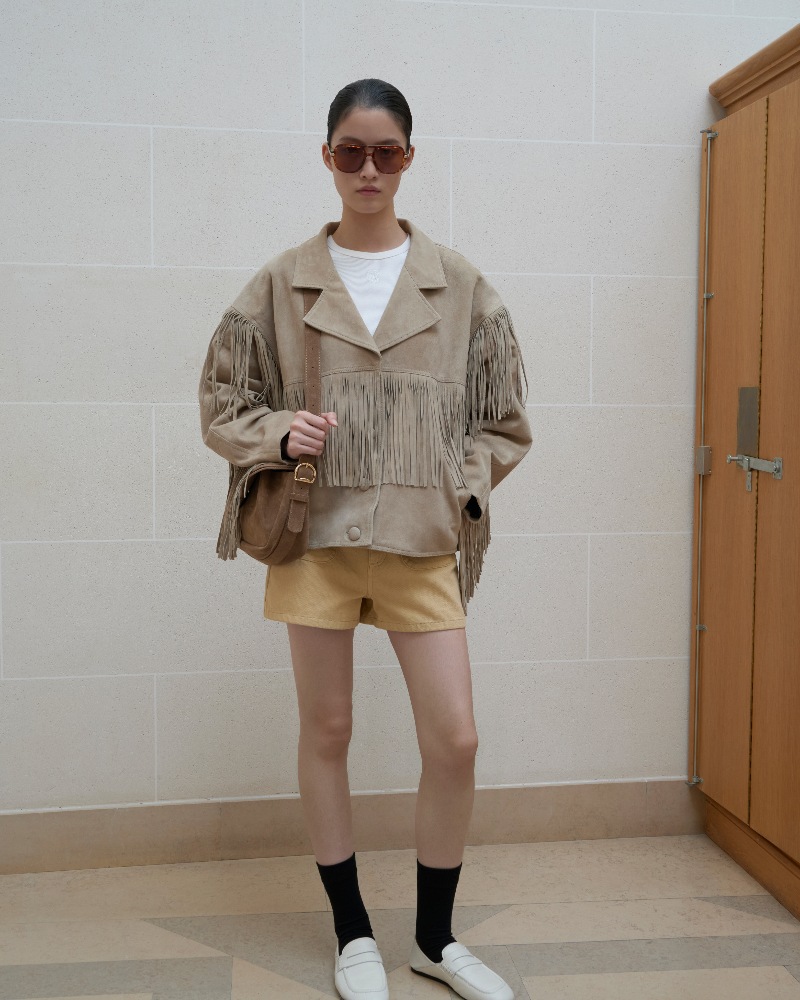 Sandro trae de vuelta el estilo años 70 más sport para 2026