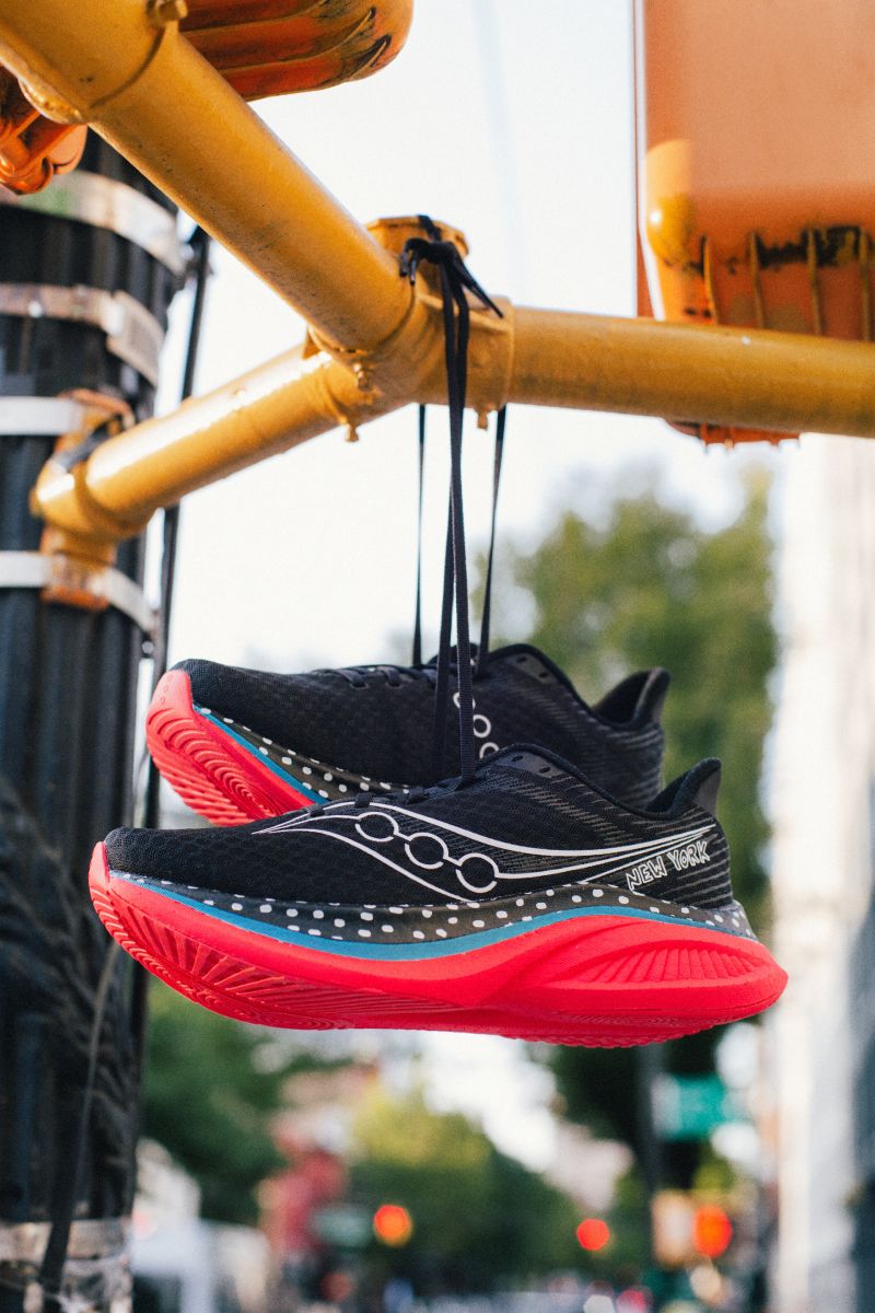 Las zapas de Saucony se visten con el arte de Keith Haring