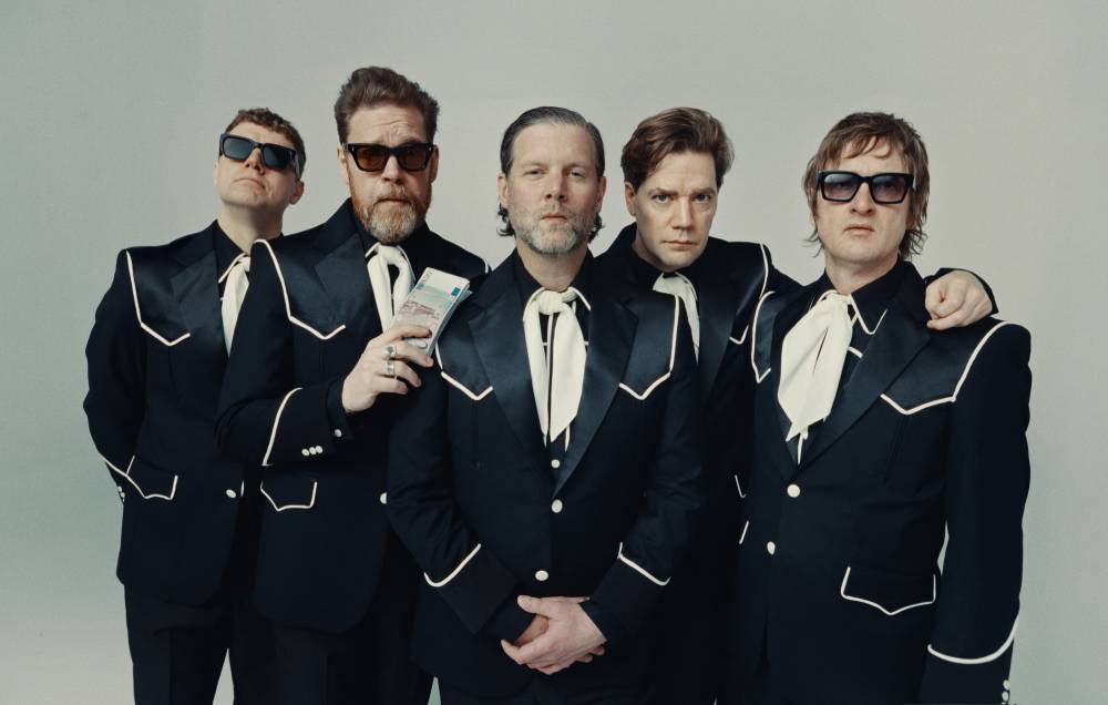 the hives forever the hives rock punk banda tres decadas 