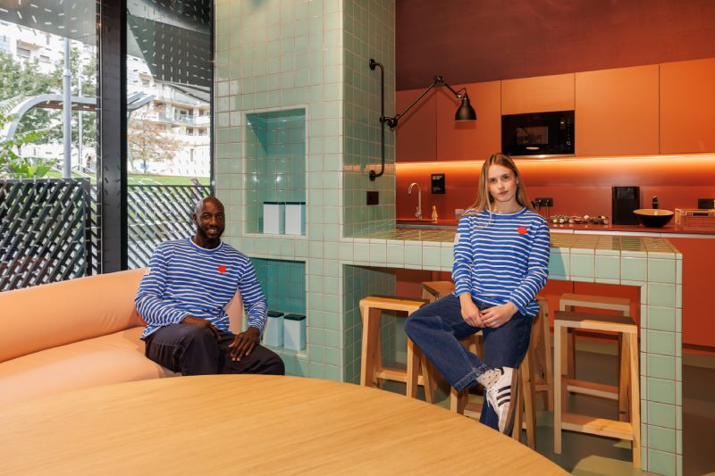 Camisetas gráficas The Social Hub X Loreak Mendian