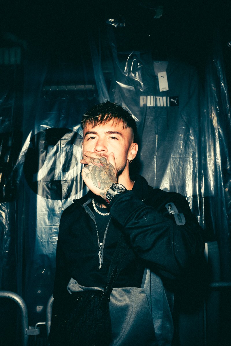 tienda moda urbana barcelona fiesta jd sports natos