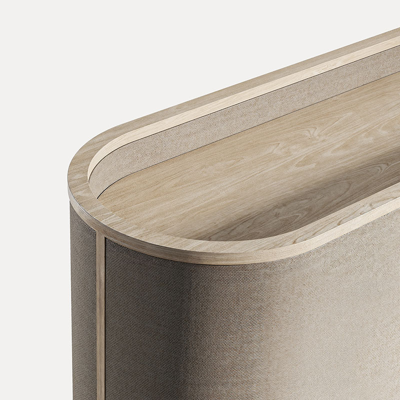 Detalle del canto y la textura de Giro, biombo acústico de Zilenzio diseñado por Yonoh, con acabado en madera natural y textil neutro