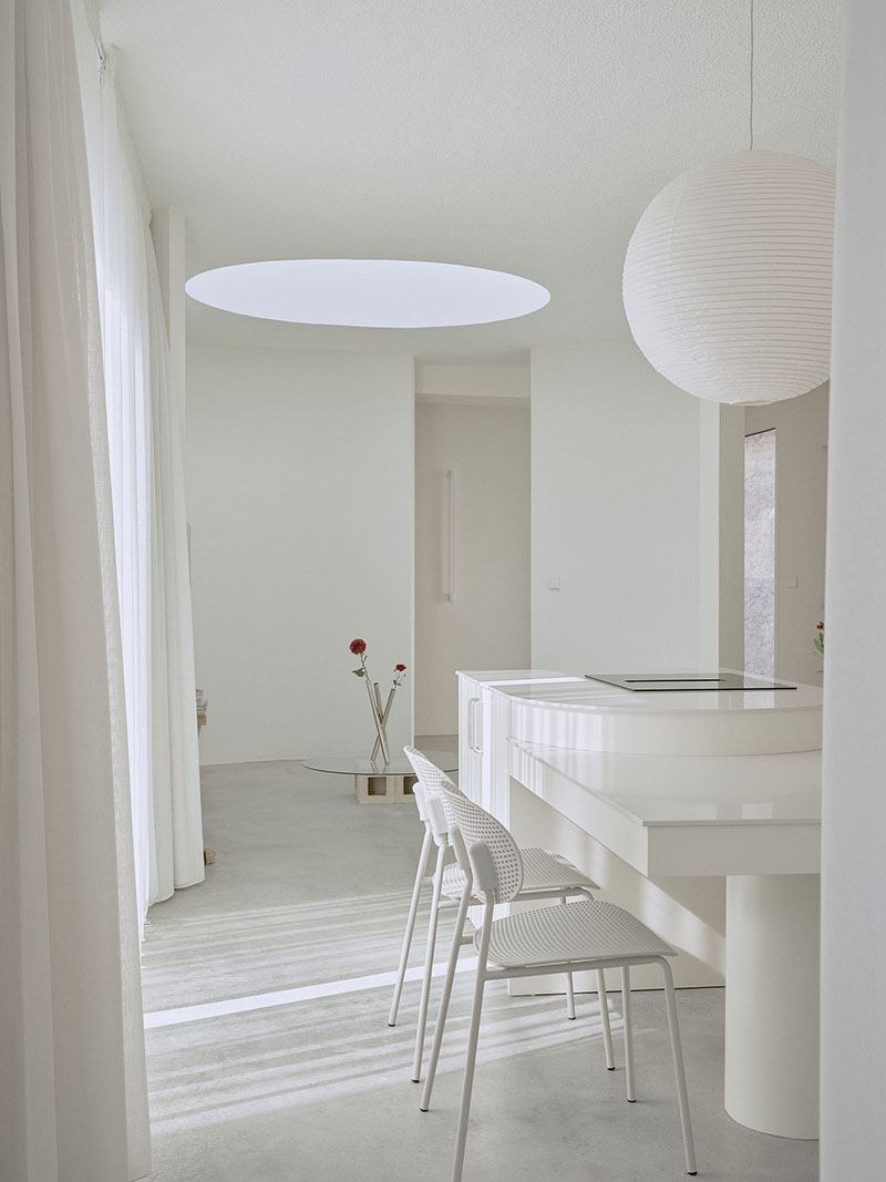 El Búnker: la antigua casa de pueblo rehabilitada por Abez