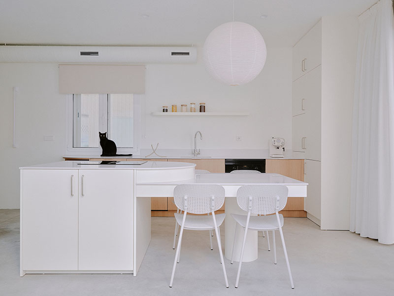 El Búnker: la antigua casa de pueblo rehabilitada por Abez