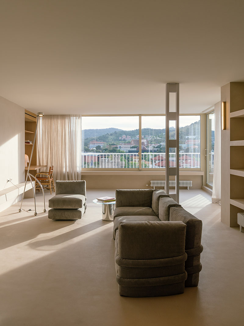 El ático de Ana & Oscar cobra sentido con MH.AP Studio