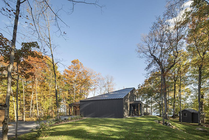 Bourgeois / Lechasseur, arquitectura a merced de la marea