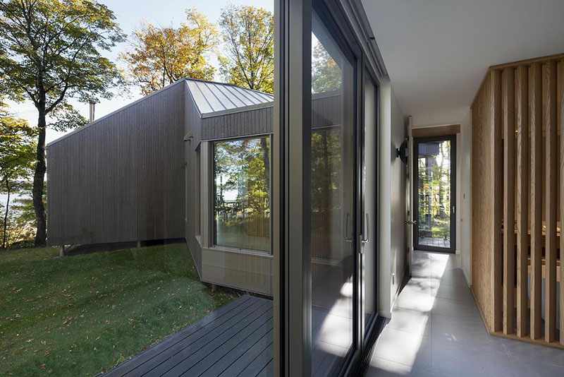 Bourgeois / Lechasseur, arquitectura a merced de la marea