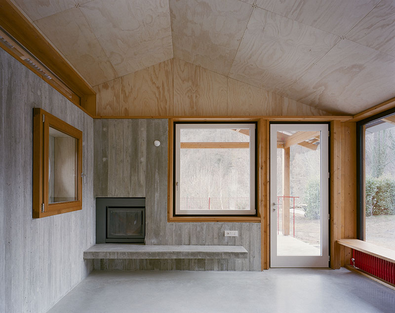 Casa BM: calidez y brutalismo según ErranteArchitetture