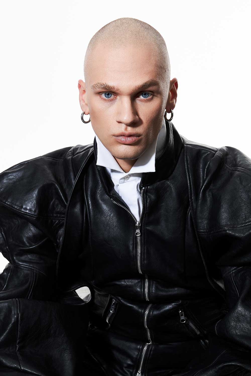 Todas las caras de Constantine Trots por Max Bohdano