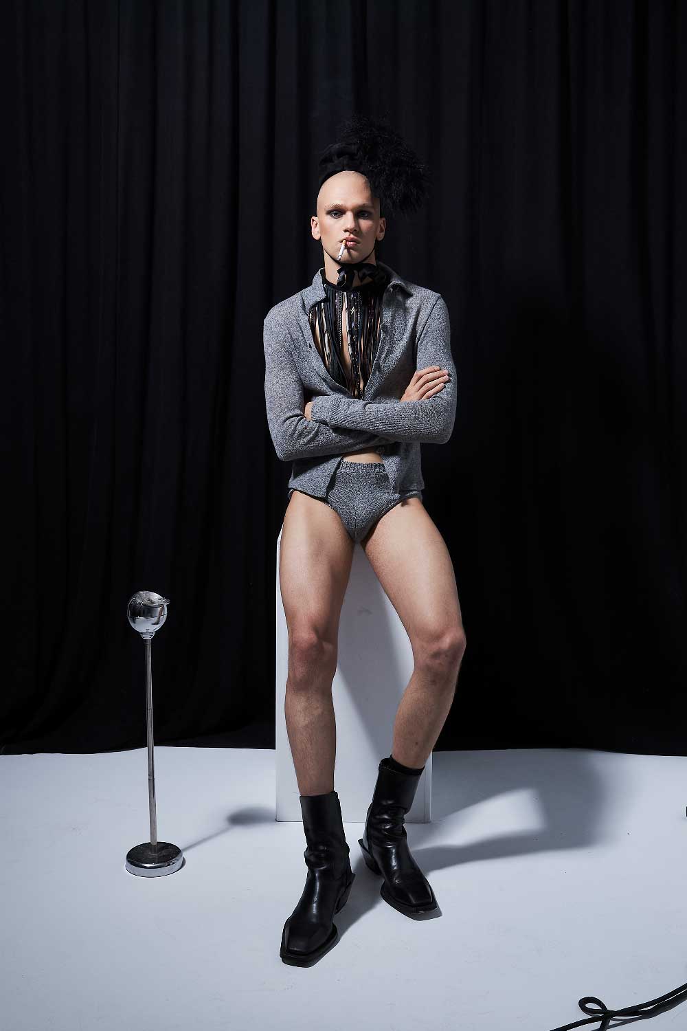 Todas las caras de Constantine Trots por Max Bohdano