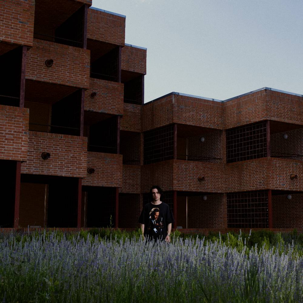 Depresión Sonora es el sad boy más carismático de España