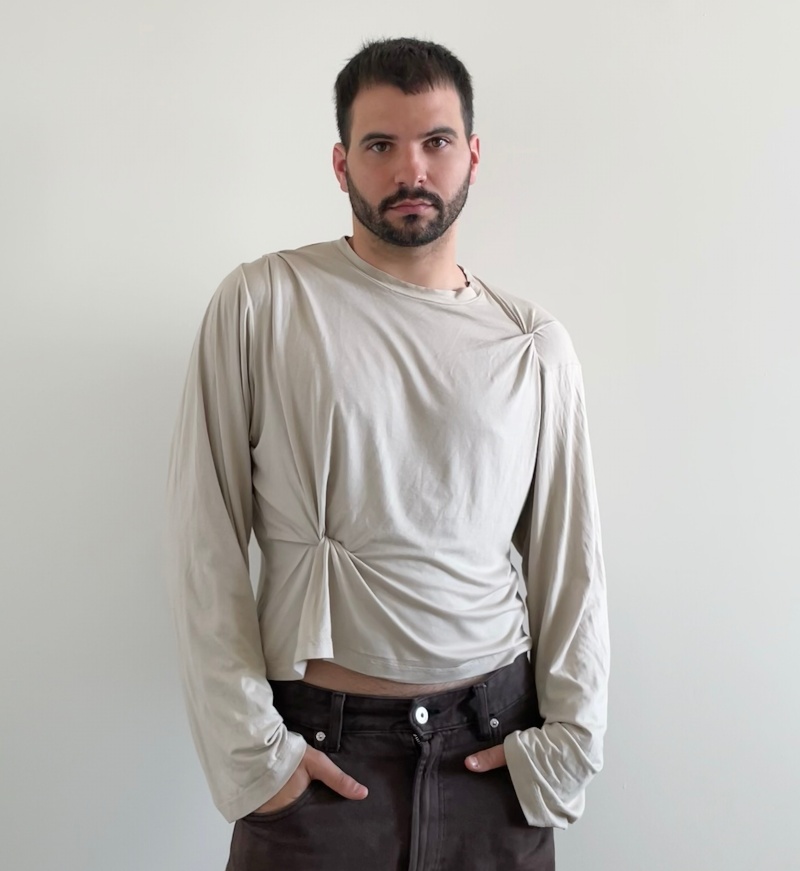 El azul eléctrico de Dimoni transforma la moda de gimnasio