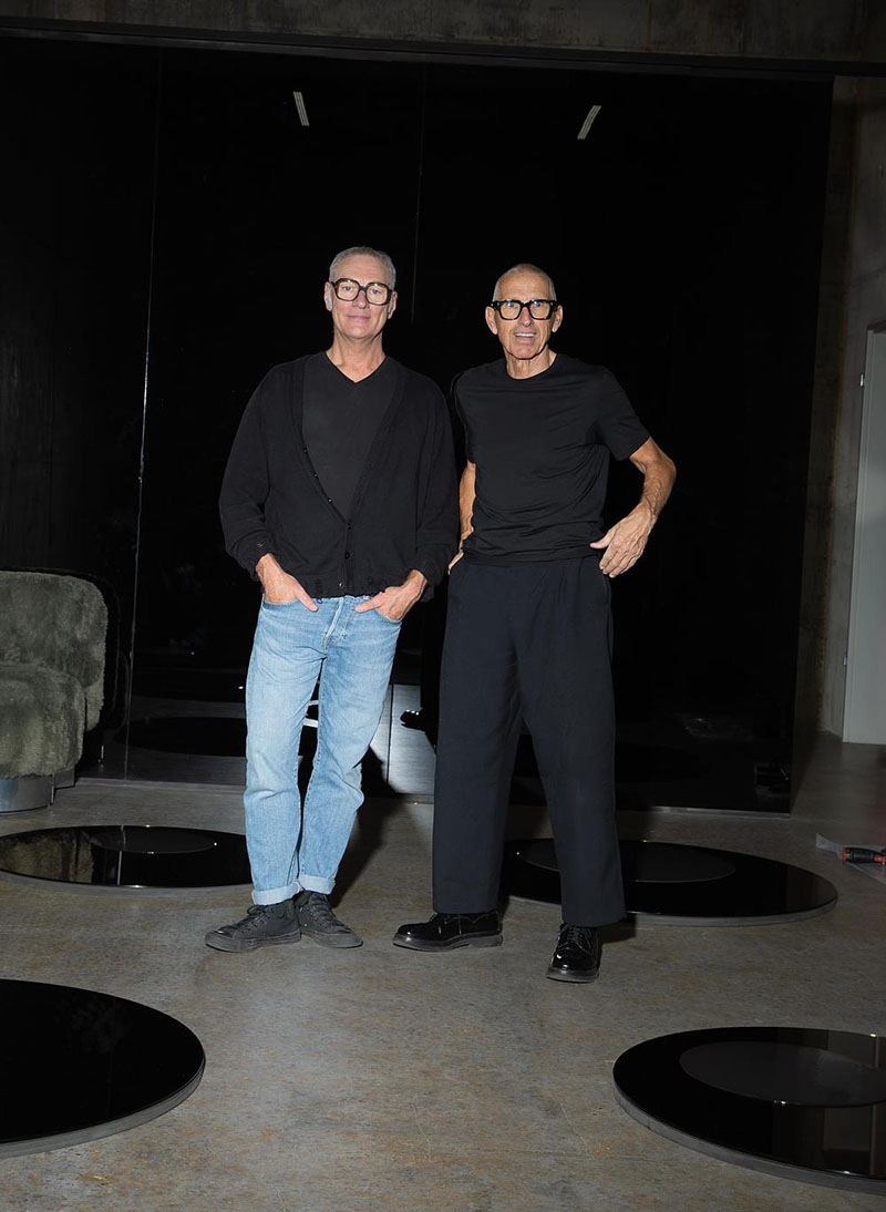 Pulpo transforma el mobiliario industrial en piezas de arte