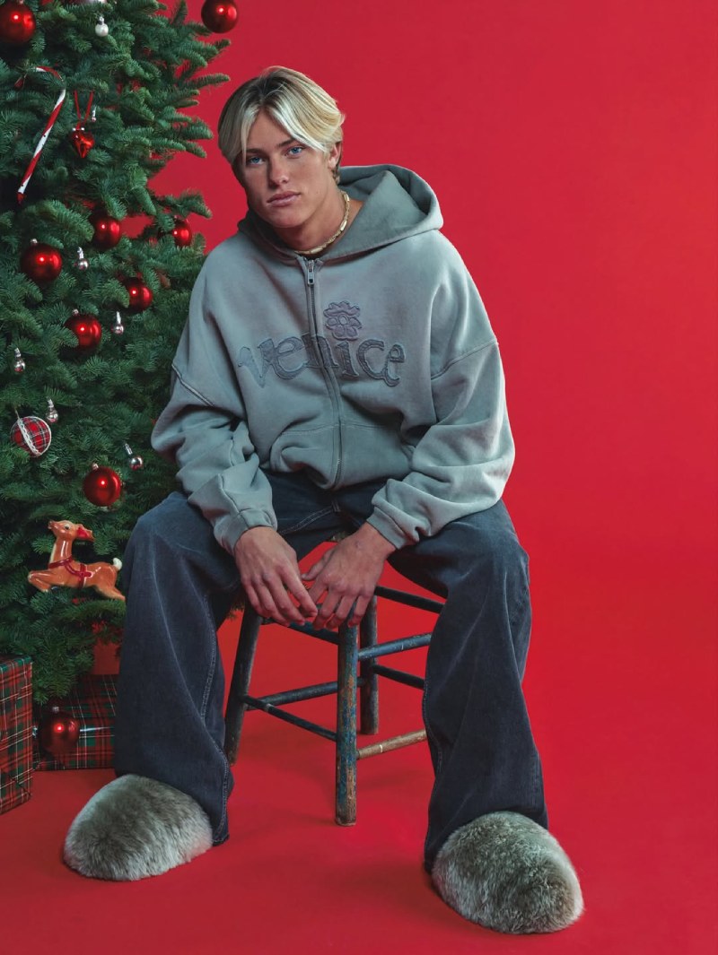 ERL estrena su armario navideño (spoiler: hay mucho tartán)