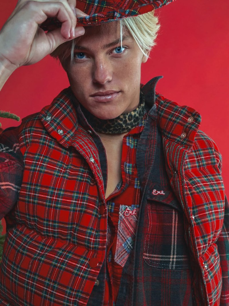 ERL estrena su armario navideño (spoiler: hay mucho tartán)