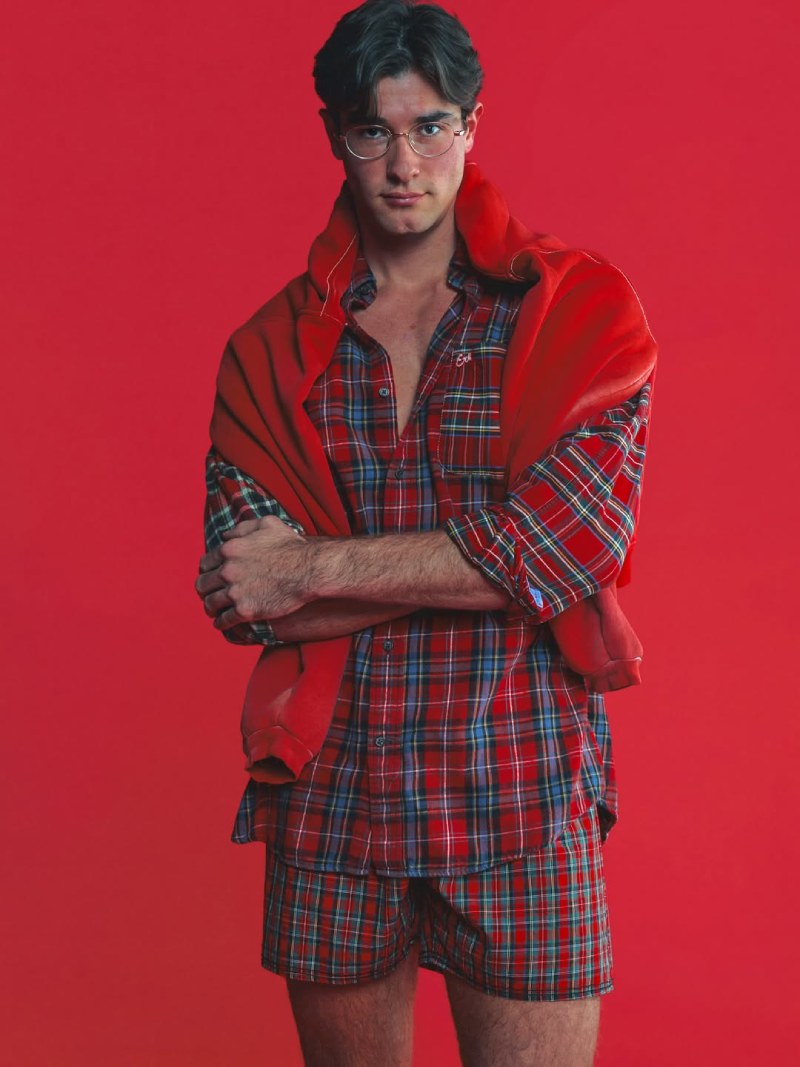 ERL estrena su armario navideño (spoiler: hay mucho tartán)