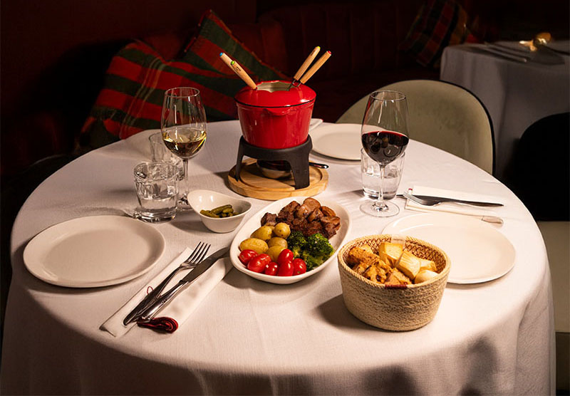 La fondue de La Fonda Lironda combate el invierno de Madrid